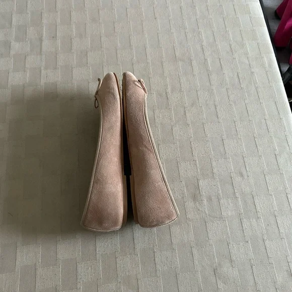 Flattered Suede Bow Ballet Flats - Picture 5 of 11